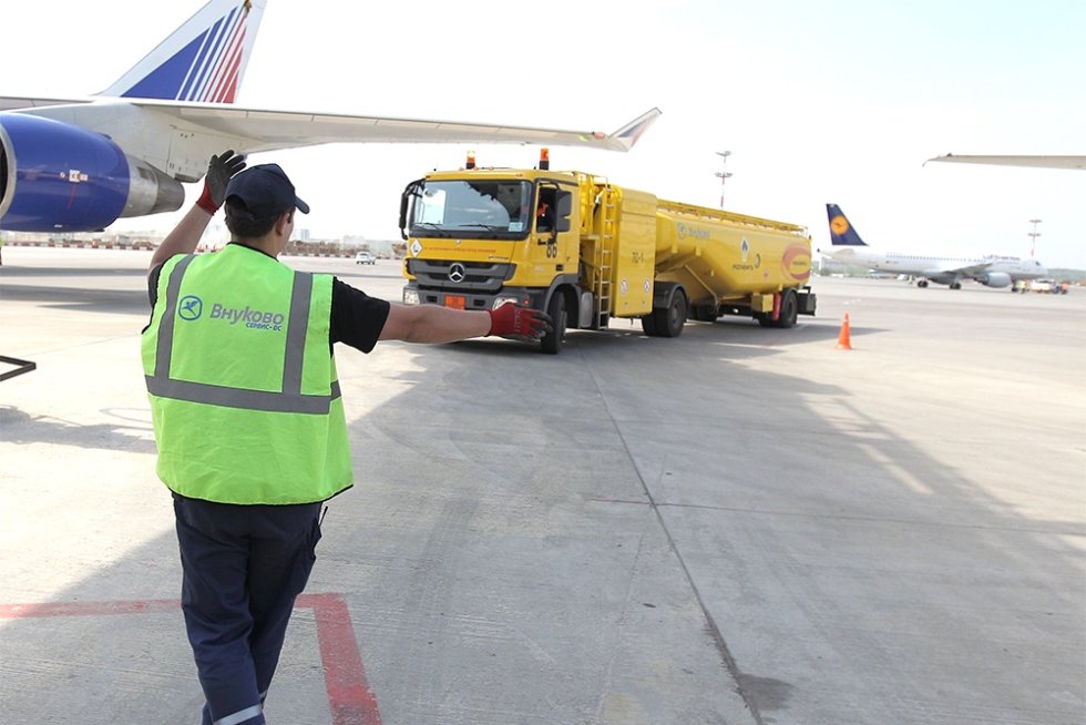 Na Rússia, proibida a exportação de combustível de aviação até dezembro