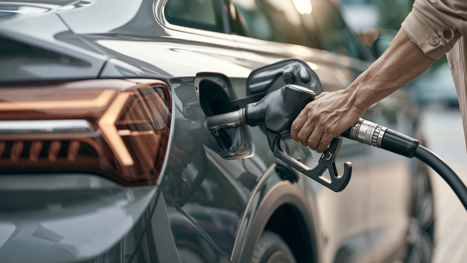 Como as restrições no comércio de combustíveis devem ajudar com o fornecimento nos postos de gasolina