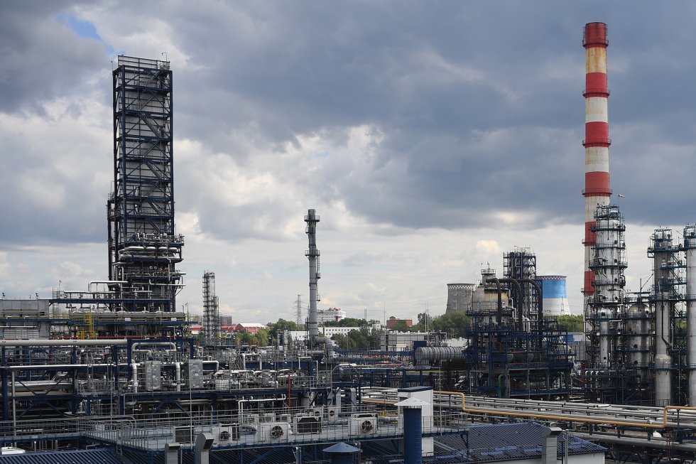 Tamanho Importa: É Necessário Construir Novas Mini-Refinarias na Rússia