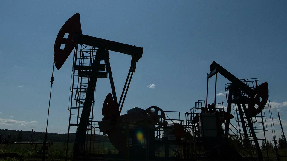 Petróleo Urals em abril ficou mais caro que a variedade premium ESPO